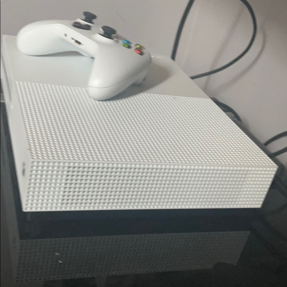 Xbox one s - Picture 3 of 6